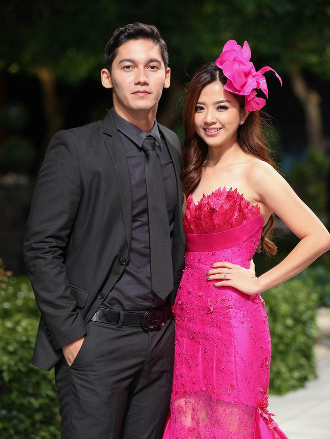 Jelang Nikah Franda  Pesan Dua Gaun  Pengantin  Celeb 