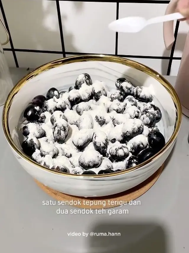 Hanya dengan 2 Bahan, Begini Trik Hilangkan Pestisida Anggur Tanpa Baking Soda