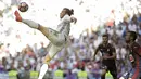 Winger asal  Welsh, Gareth Bale m menempati utrutan ketiga dengan total tembakan sebanyak 26 kali hingga pekan ke-9 La Liga Santander. (EPA/Emilio Naranjo)