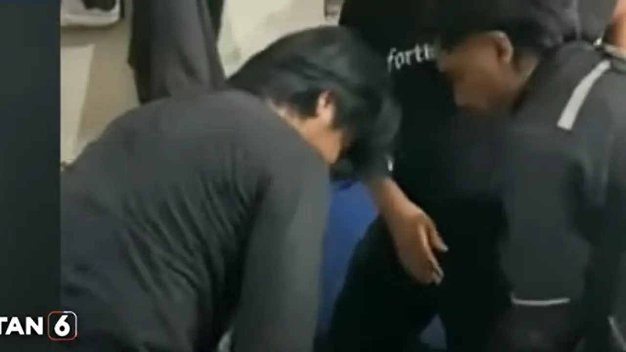 Pemain judi online ditangkap saat rebahan