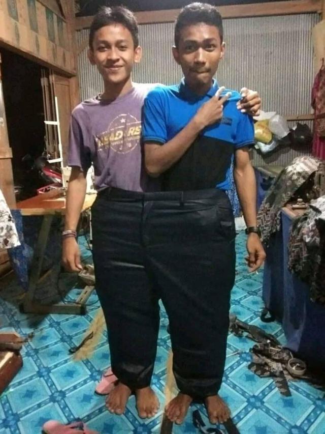 6 Momen Persahabatan Dua Orang Ini Gokil, Absurd Bersama-sama