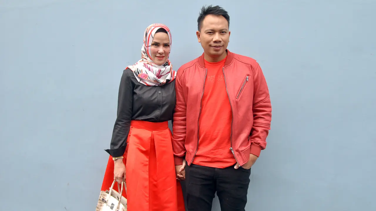 [Bintang] Vicky Prasetyo dan Angel Lelga