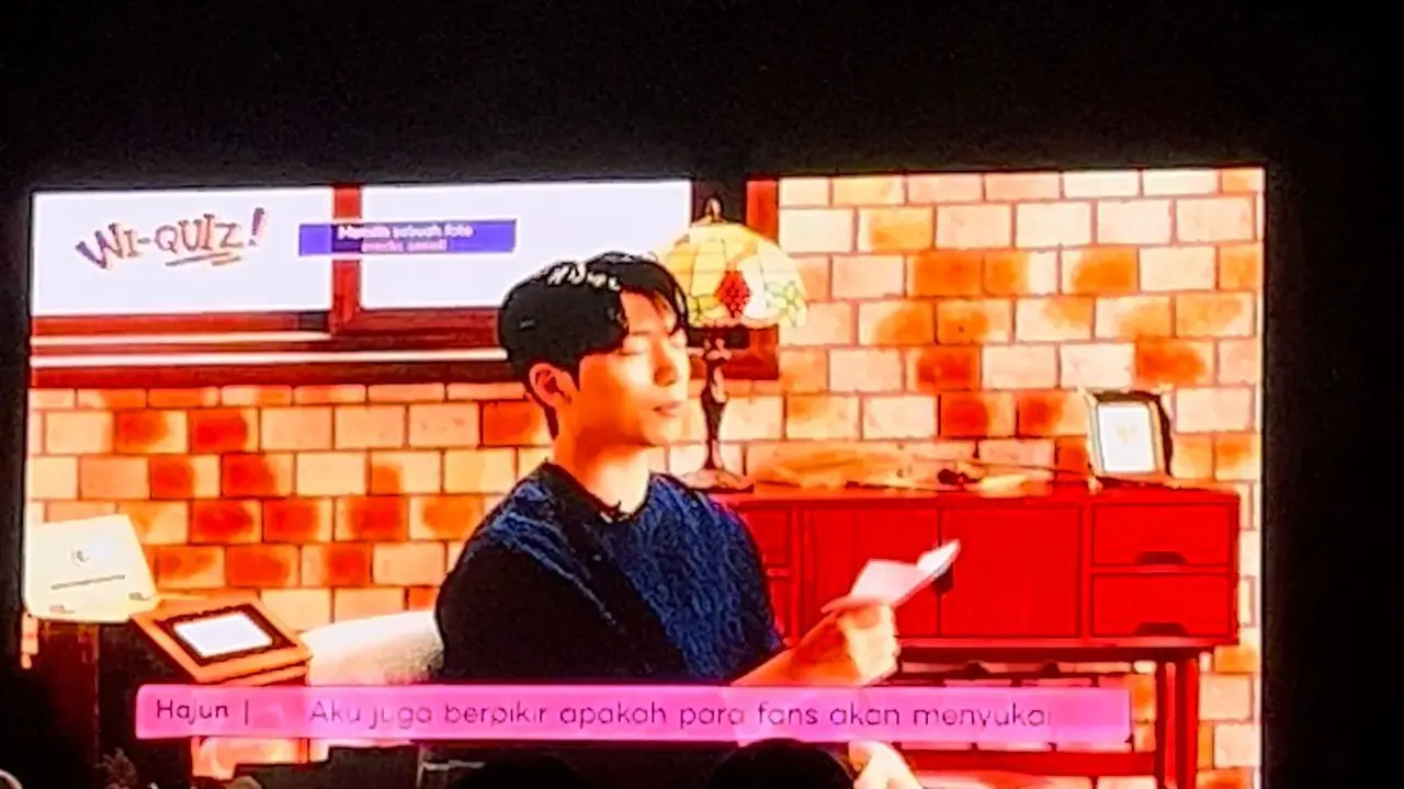 Wi Ha Jun menggelar fanmeeting 'Wi Ha Jun: A Wively Day 2024' di The Kasablanka Hall, Jakarta pada Sabtu (28/09/2024) (Fimela.com/Dok/Rianti Fitri Wulandari)