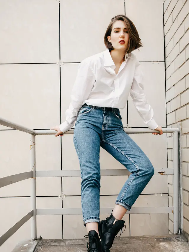 3 Padu Padan Outfit Kece yang bikin Tampilan Makin Bergaya saat Berada di Kampus, Cobain Deh