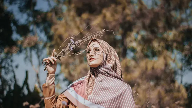 Tidak Tipis dan Tembus Pandang