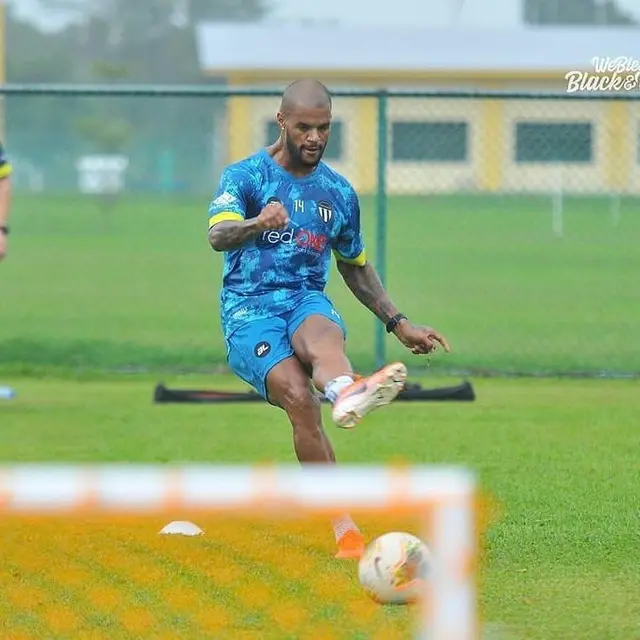5 Potret David Da Silva Latihan Bersama Terengganu FC, Eks Persebaya Surabaya