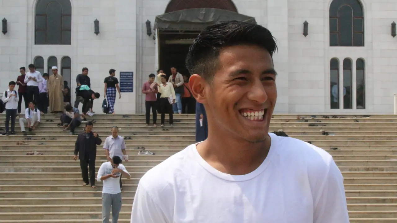 Timnas Indonesia U-22 Shalat Jumat di Tanah Khmer