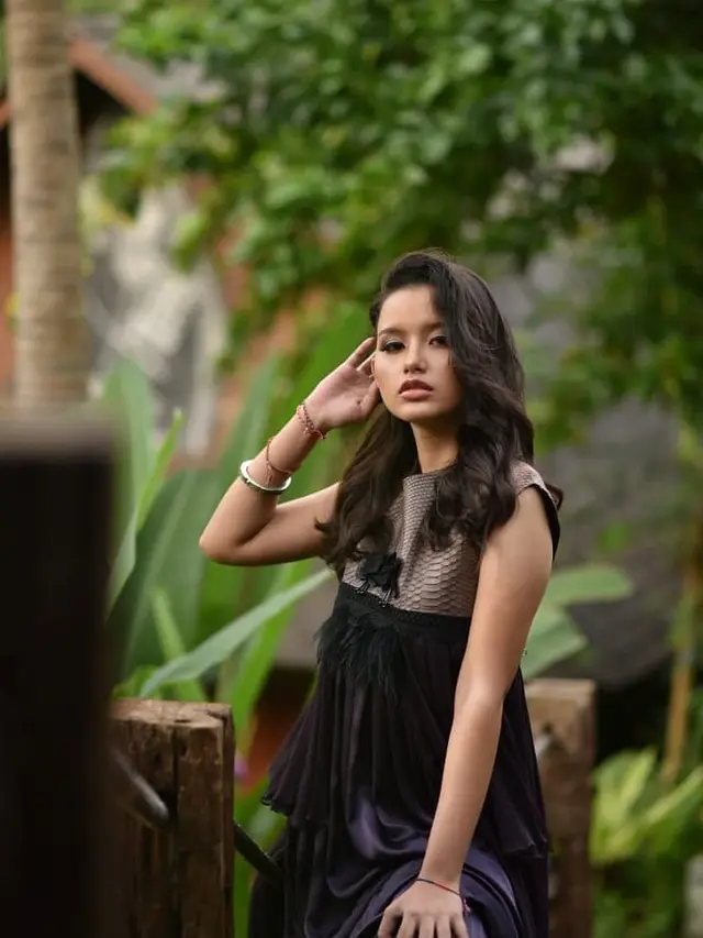 6 Pesona Sarah Menzel, Pacar Azriel Hermansyah Blasteran Jerman