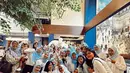 Bersamaan dengan momen pesta meriah Beby Tsabina, kabar ia memiliki kekasih baru tersebar, netizen yang berasal dari Kabupaten Pandeglang mulai berspekulasi bahwa Beby akan segera menjadi warga asli Pandeglang.  (Liputan6.com/IG/@bebytsabina)