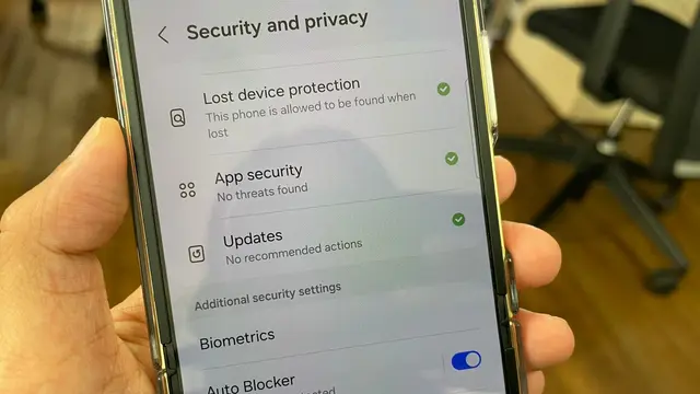 Fitur Auto Blocker Samsung