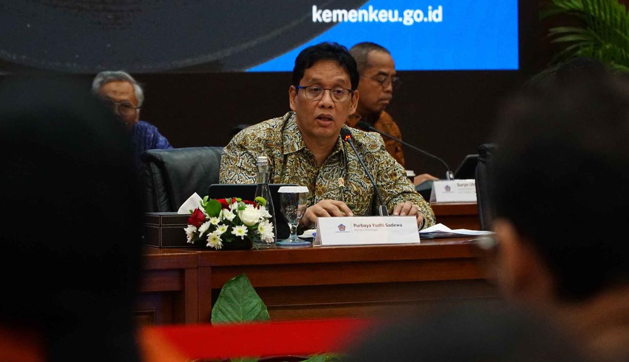 Menteri Keuangan (Menkeu), Purbaya Yudhi Sadewa saat memberi keterangan dalam Konferensi Pers APBN Kita, di Kantor Kementerian Keuangan, Jakarta, Kamis (8/1/2026). Menteri Keuangan (Menkeu) Purbaya Yudhi Sadewa mengungkapkan jumlah pendapatan negara sepanjang 2025. (merdeka.com/magang/Rendi Saputra)