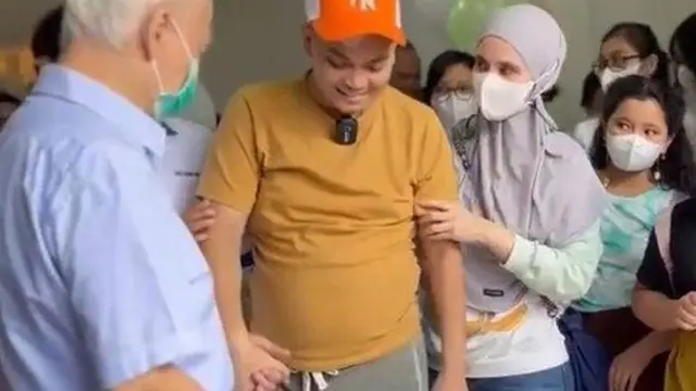 Momen Kesetiaan Aldila Jelita Siap Siaga Rawat Indra Bekti di Rumah