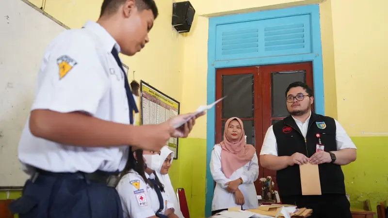 Respon Surat Pelajar SMP, Mas Dhito Imbau Warga Kediri Jaga Kebersihan Lingkungan