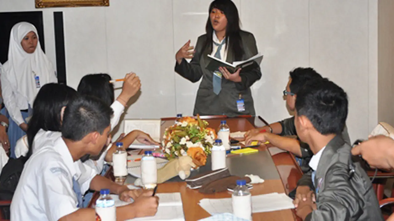 131130bdebat.jpg