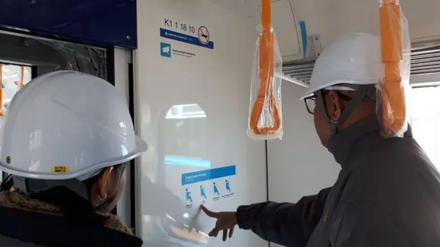 Rangkaian kereta pertama dan kedua MRT Jakarta siap untuk dikirim ke Jakarta dari Toyokawa Plant milik Nippon Sharyo, Jepang. (PT MRT Jakarta)