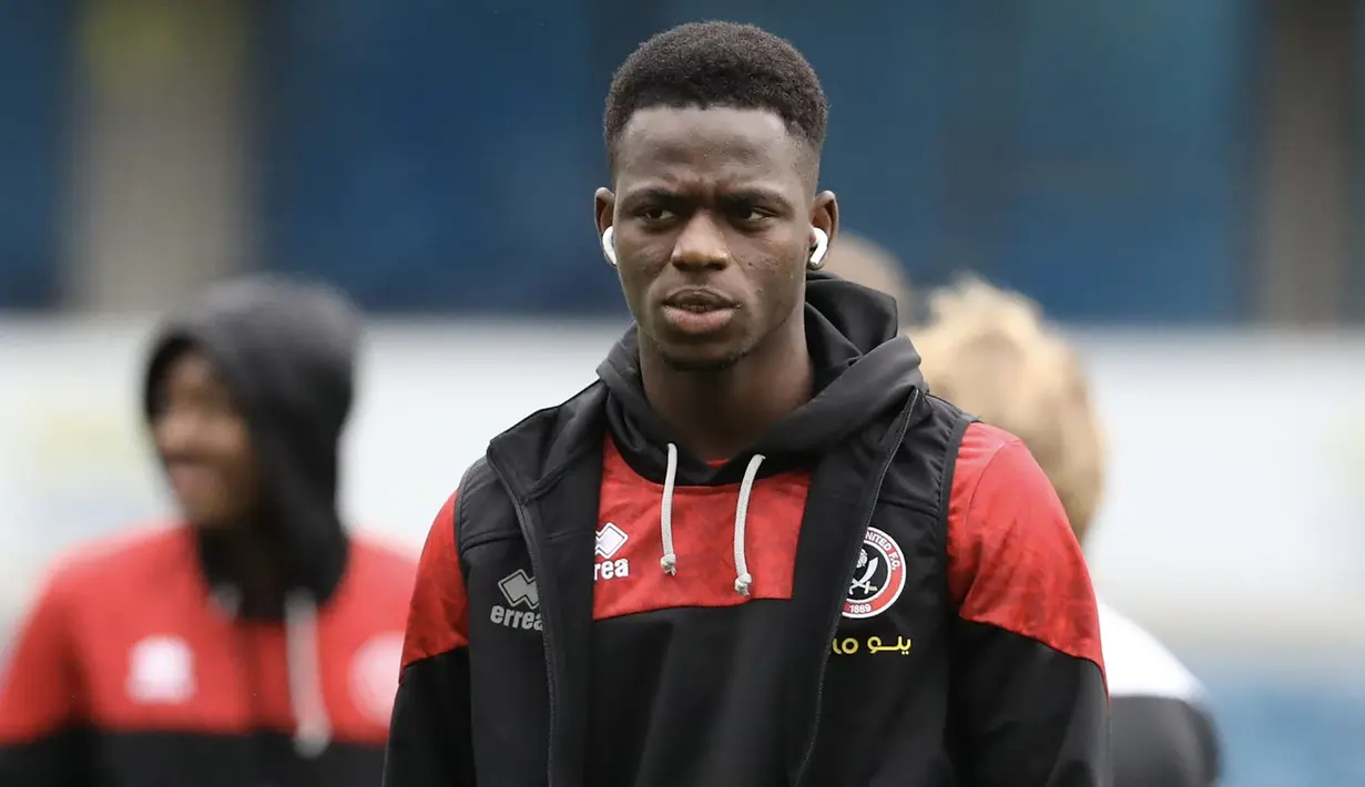 Ismaila Coulibaly kini tengah menjalani musim keempat bersama Sheffield United sejak didatangkan dari klub Norwegia, Sapsborg 08 pada awal musim 2020/2021 dengan nilai transfer 2 juta euro. Tak mendapat tempat utama bersama Sheffield United, ia langsung dipinjamkan selama dua musim ke klub Belgia, Beerschot pada 2020/2021 dan 2021/2022. Kembali dari masa peminjaman pada 2022/2023, Ismaila Coulibaly masih belum mampu menembus skuad utama Sheffield United hingga kini. Bersama Timnas Mali ia baru mengumpulkan satu caps yang menjadi debutnya pada 28 Maret 2023. (sufc.co.uk)