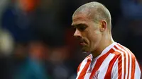 Striker Stoke Menuju Penampilan ke-100 Secara Beruntun