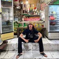 Tamara Bleszynski di pasar (Instagram/tamarableszynskiofficial)