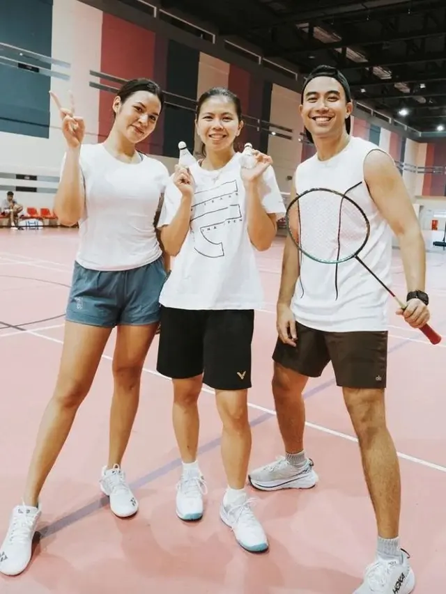 Greysia Polii Latih Badminton Raisa dan Vidi Aldiano