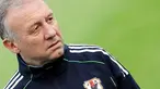 Gaya pelatih Jepang asal Italia Alberto Zaccheroni saat latihan tim di Doha, 5 Januari 2011, menjelang turnamen Piala Asia 2011 yang berlangsung 7-29 Januari 2011. AFP PHOTO / KARIM JAAFAR 