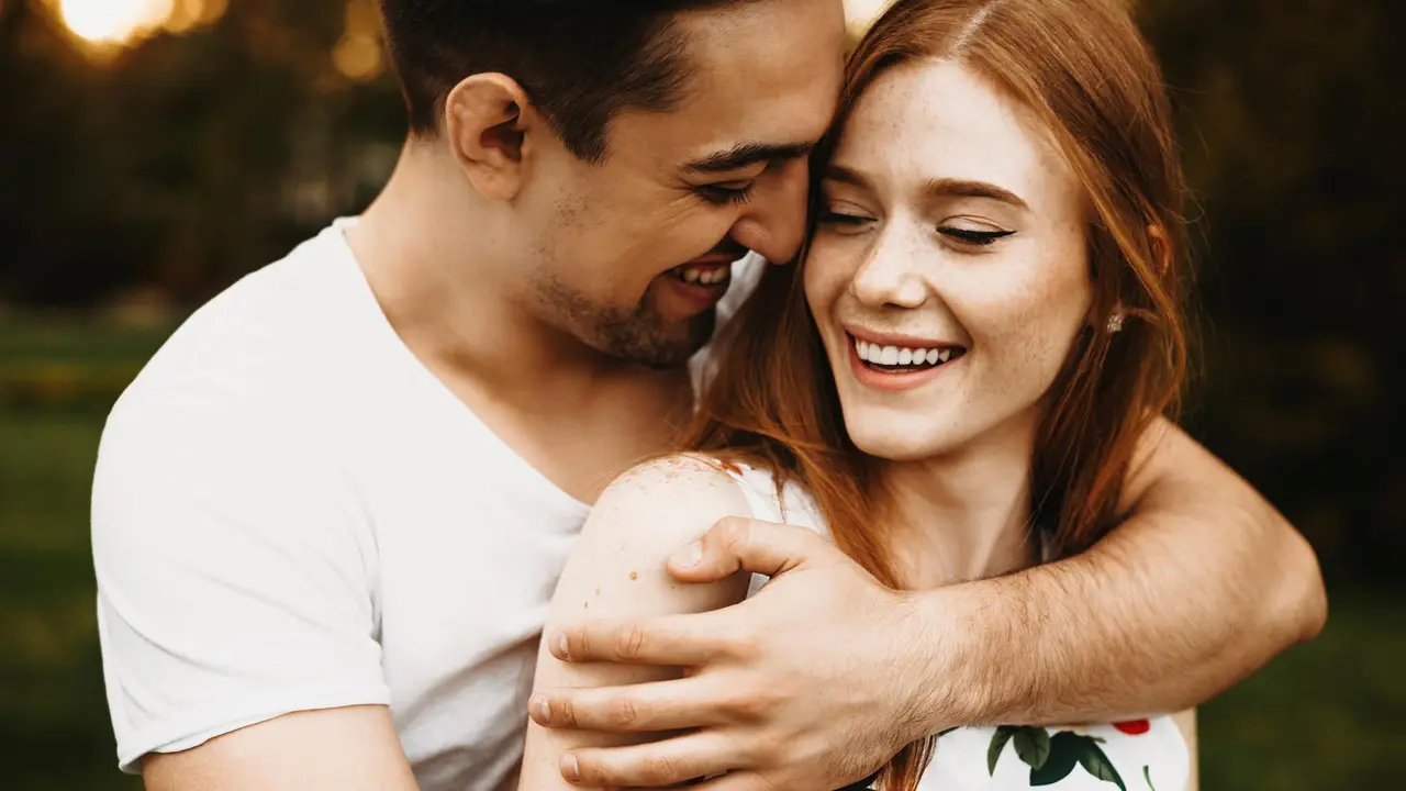 hubungan cinta