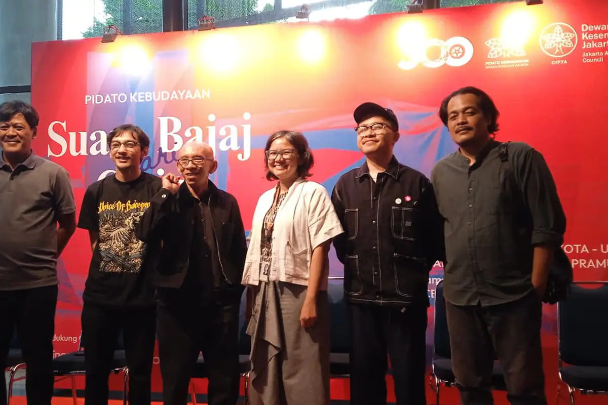 Sastrawan ternama di Indonesia Afrizal Malna sampaikan Pidato Kebudayaan.