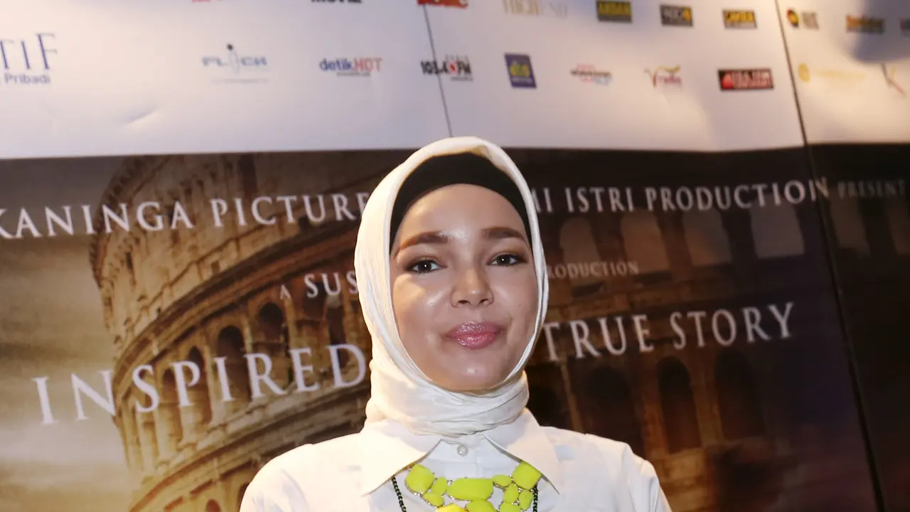Dewi Sandra