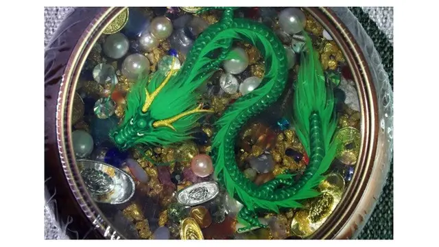 Seniman Ini Bikin Lukisan 3D di Resin, 7 Hasilnya Mengagumkan