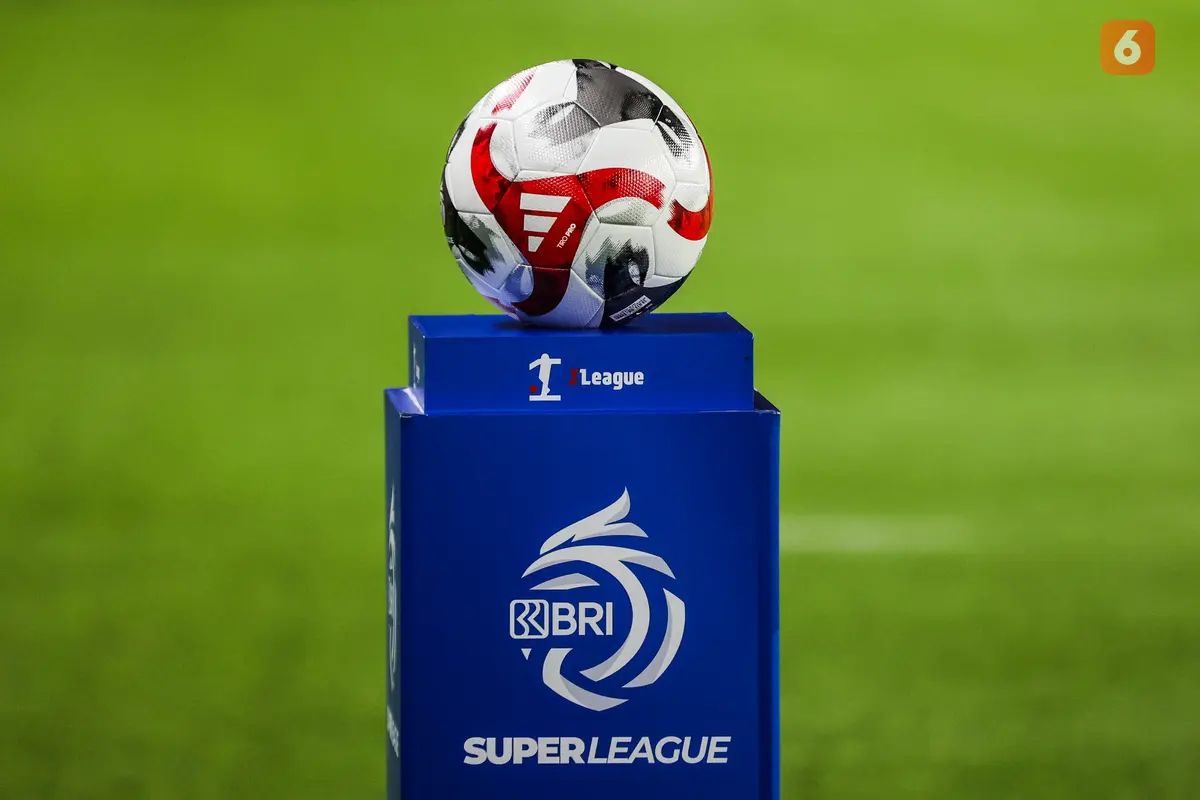 Bola dan Logo BRI Super League 2025/2026