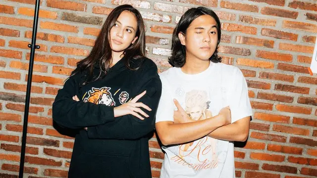 Pevita Pearce dan Iqbaal Ramadhan (Foto: Instagram/@pevpearce)