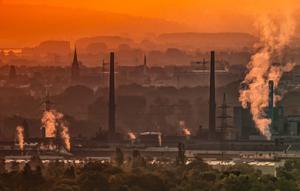 Ilustrasi Polusi Udara, Asap Pabrik. Kredit: analogicus via Pixabay