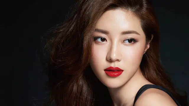 [Bintang] Selamat, Park Han Byul Dikaruniai Bayi Laki-laki