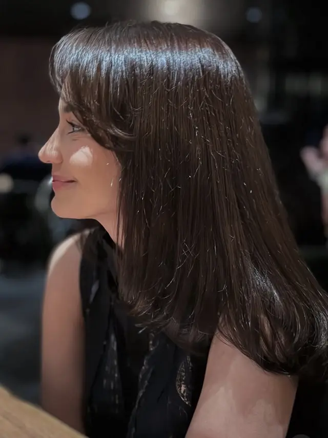 Cantik natural Enzy Storia saat Rayakan Ulang Tahun Suami. [@enzystoria]