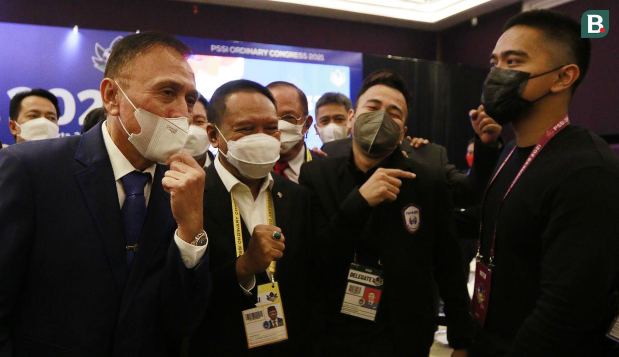 Zainudin Amali juga menyebut, adanya perkembangan positif sepak bola Indonesia dalam beberapa tahun terakhir. Hal itu ditandai dengan munculnya pesohor-pesohor Tanah Air yang mau terjun ke dunia sepak bola seperti Raffi dan juga Kaesang. (Foto: Bola.com/M Iqbal Ichsan)