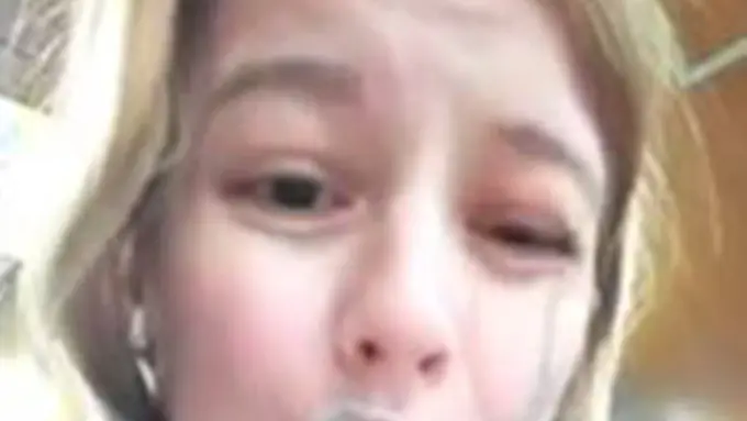 Dianggap Siksa Hewan, Aktivis Kecam Gadis yang Makan Gurita Hidup