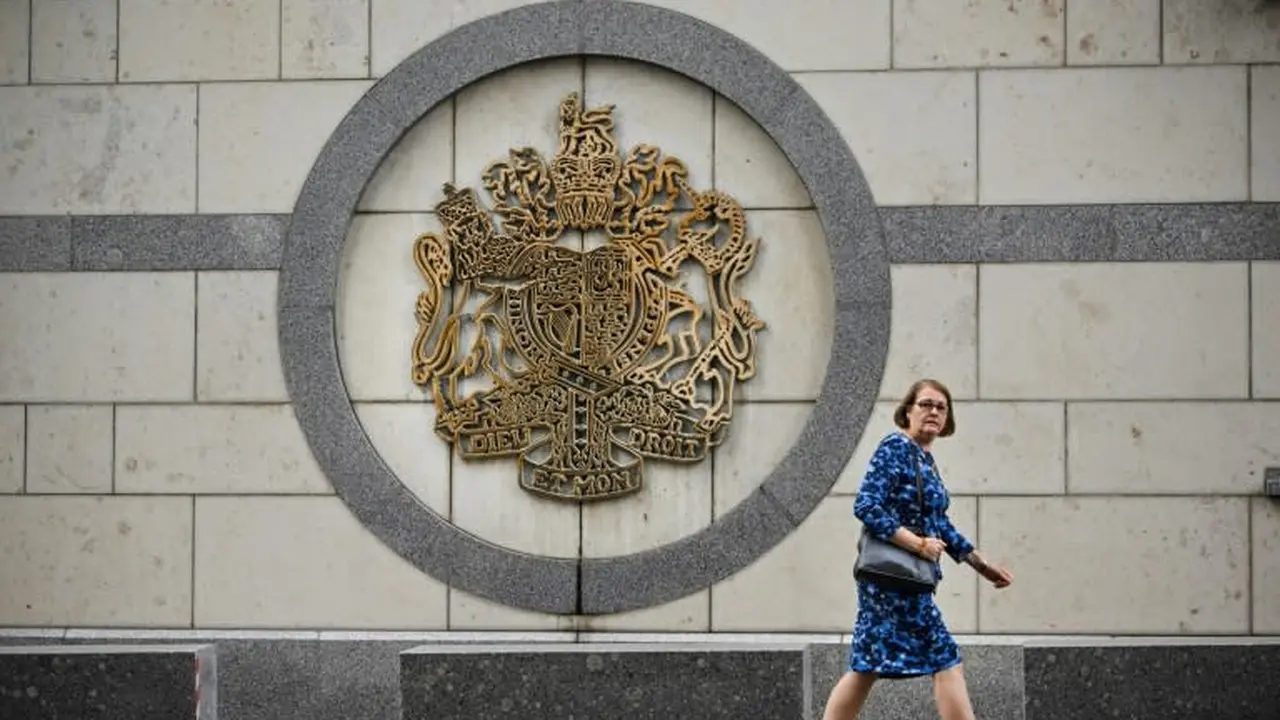 Rusia pada hari Selasa (26/11) memanggil duta besar Inggris ke kementerian luar negeri di Moskow (NEMENOV/AFP)