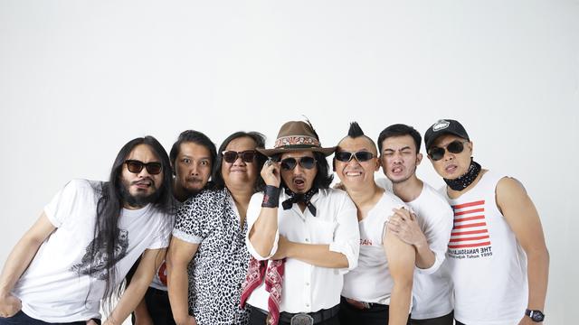 Dari Soundtrack Film Dilan, The Panasdalam Bank Bikin Kejutan ...