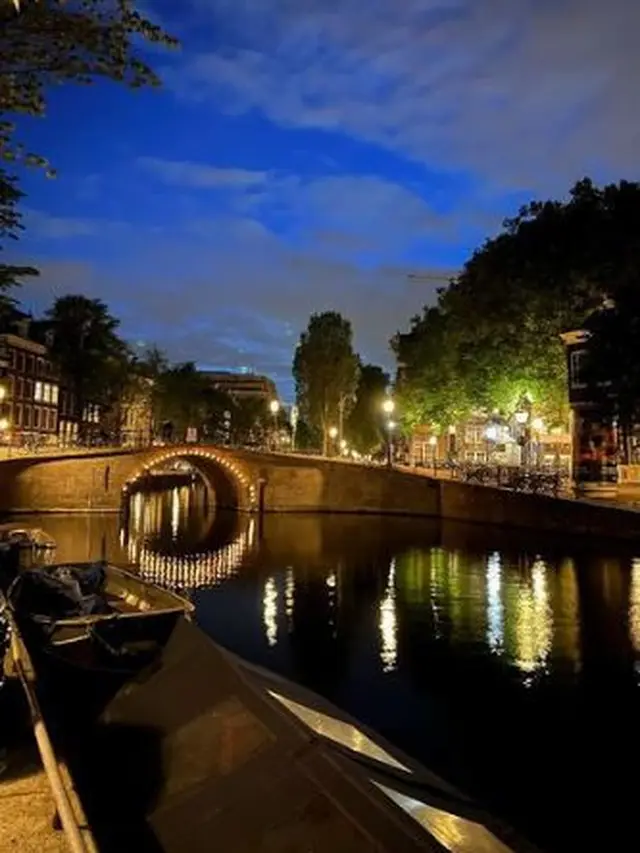 Raline Shah di Amsterdam, Belanda (Instagram/ralineshah)