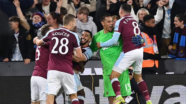 Foto: Menang Adu Penalti, West Ham United Akhiri Dominasi Manchester City di Carabao Cup