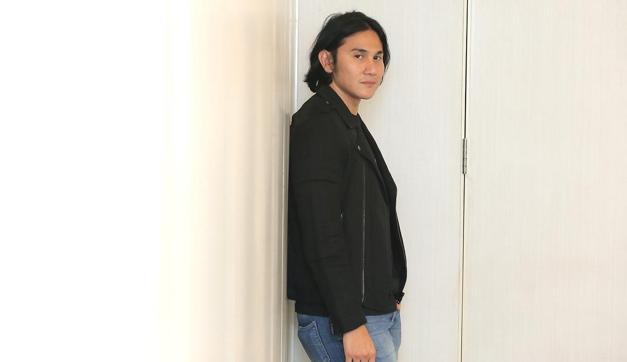 Perankan Wiro Sableng Vino G Bastian Dikejar Anak Kecil Untuk Minta