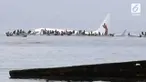 Sebuah pesawat jatuh di sebuah laguna di dekat Bandara Internasional Chuuk di Mikronesia setelah melampaui landasan. Demikian dikatakan para pejabat bandar udara.