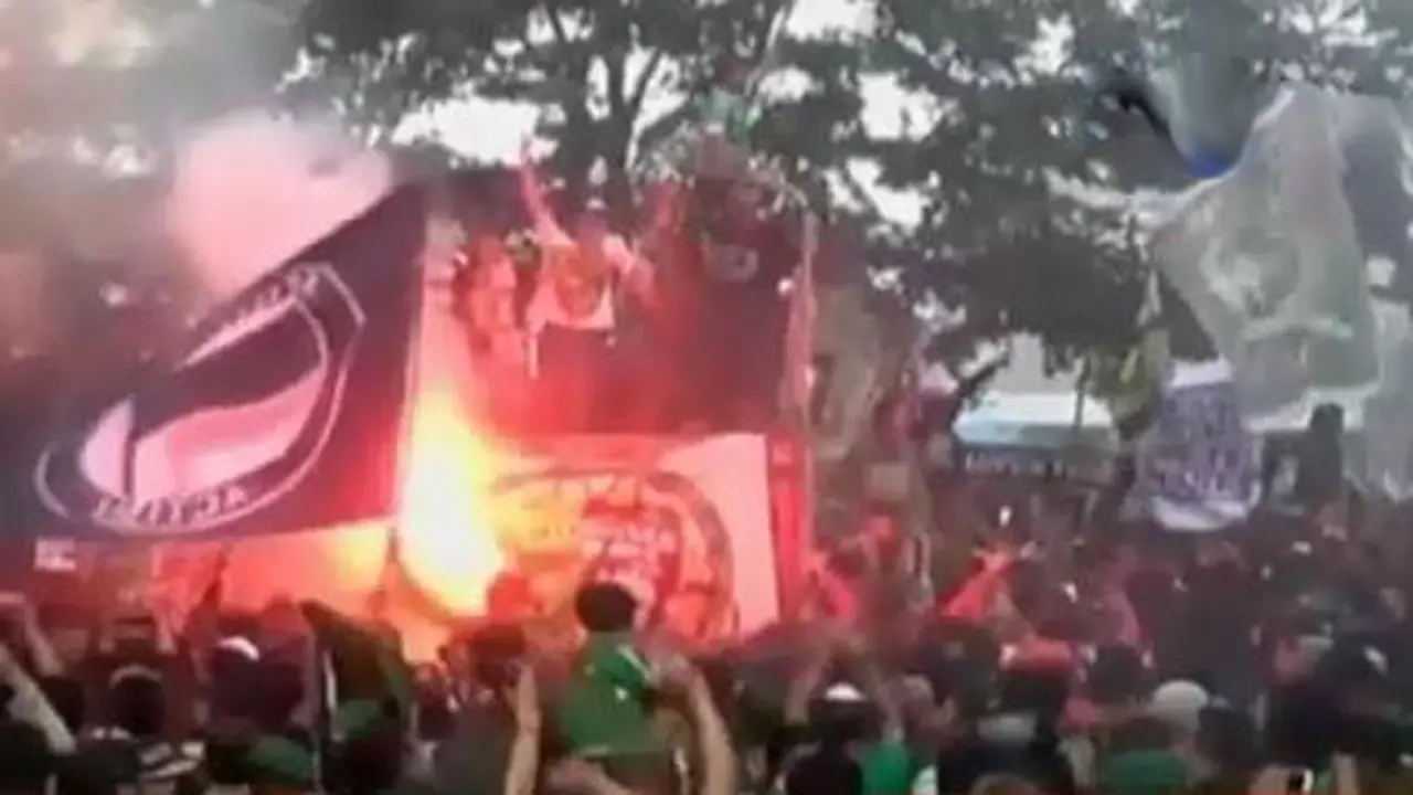 Berebut Nama Persebaya