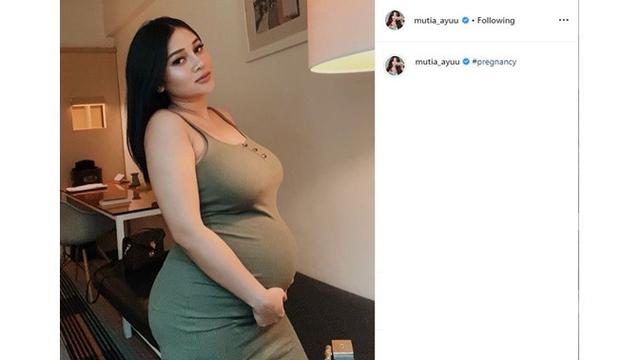 Pamer Baby Bump, Ini 6 Potret Mutia Ayu saat Hamil