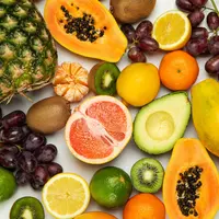 ilustrasi buah-buahan yang tinggi kolesterol/Julia Zolotova/unsplash.com