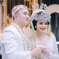 Potret Pernikahan Hana Hanifah Pakai Adat Sunda (Sumber: Instagram/egha.makeup)