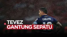 Berita video perjalanan Carlos Tevez yang sukses di Manchester United dan Manchester City