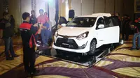 Sejumlah member Toyota Agya Club (TAC) penasara akan New Agya. (Herdi Muhardi))