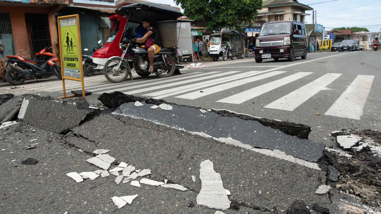 Gempa Filipina, Korban Tewas Bertambah Jadi 69 Orang