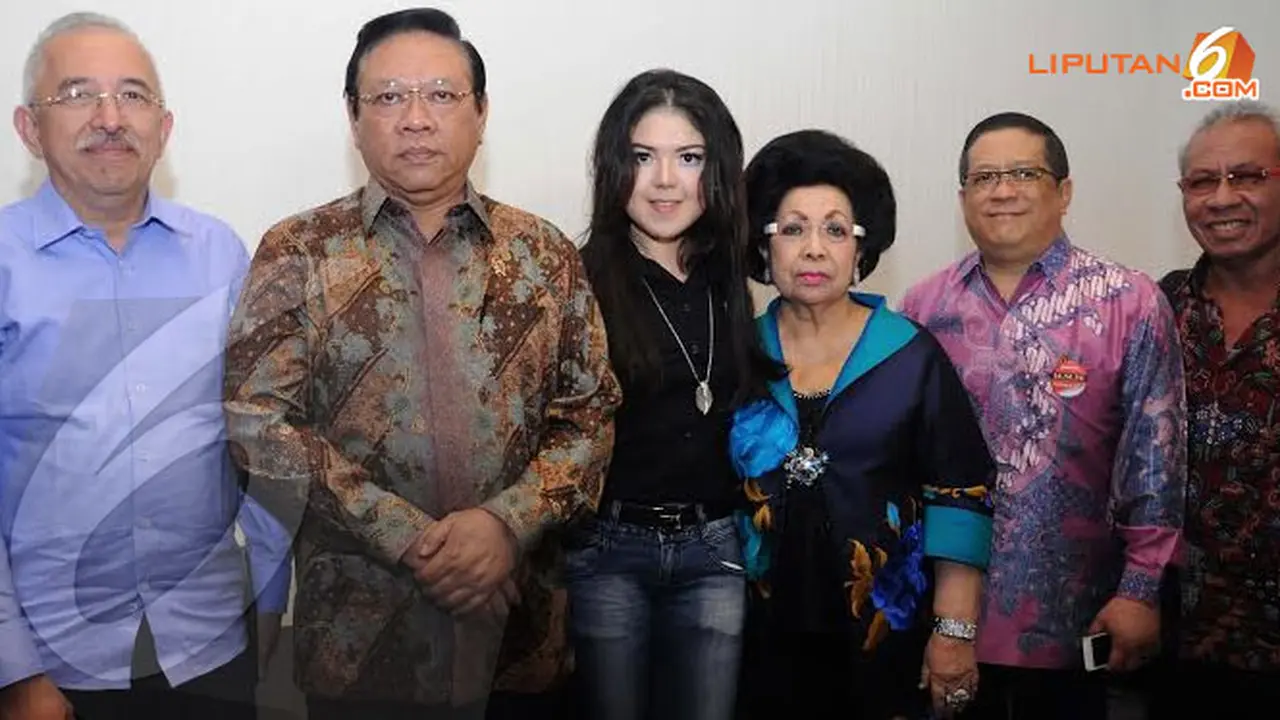 3-agung-150212b.jpg