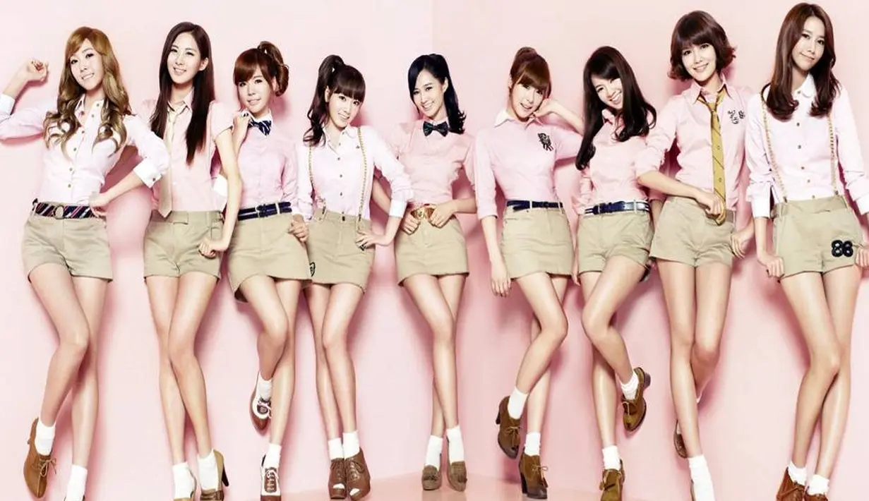 Pada tahun 2011, SNSD merilis album pertama di Amerika Serikat. Selama promosi, mereka diundang ke berbagai acara TV. Hal ini membuat SNSD sebagai artis K-pop yang tampil di TV Amerika. (Foto: Allkpop.com)